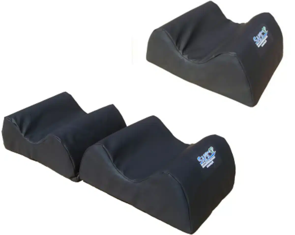 Pressure relief leg cushion for surgical patients